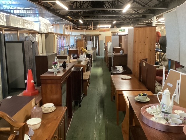 showroom 1